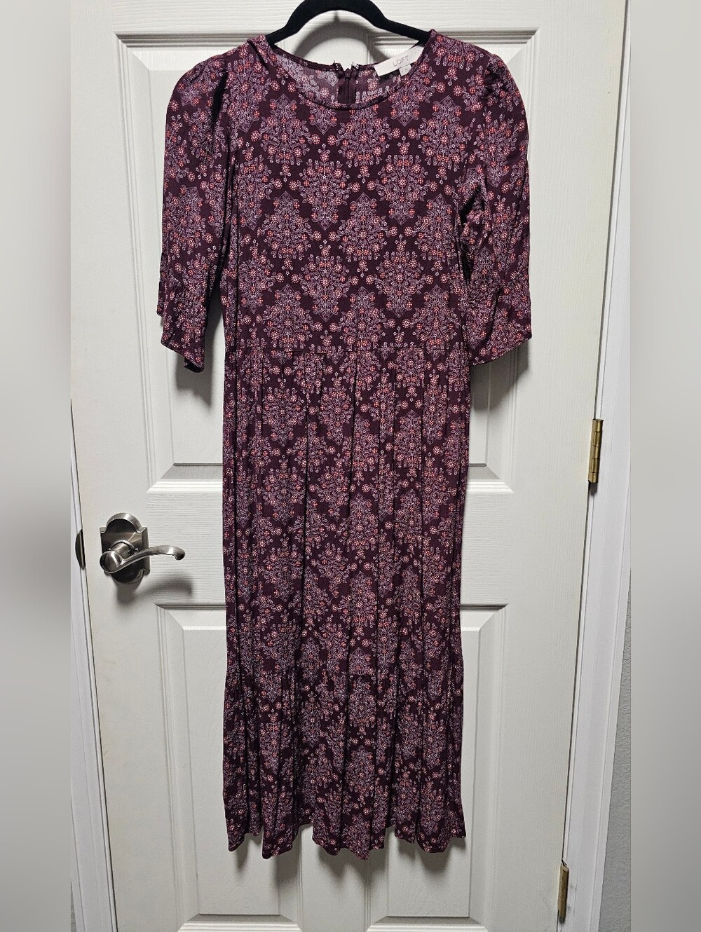 LOFT Plum Floral Midi Dress - Size 4